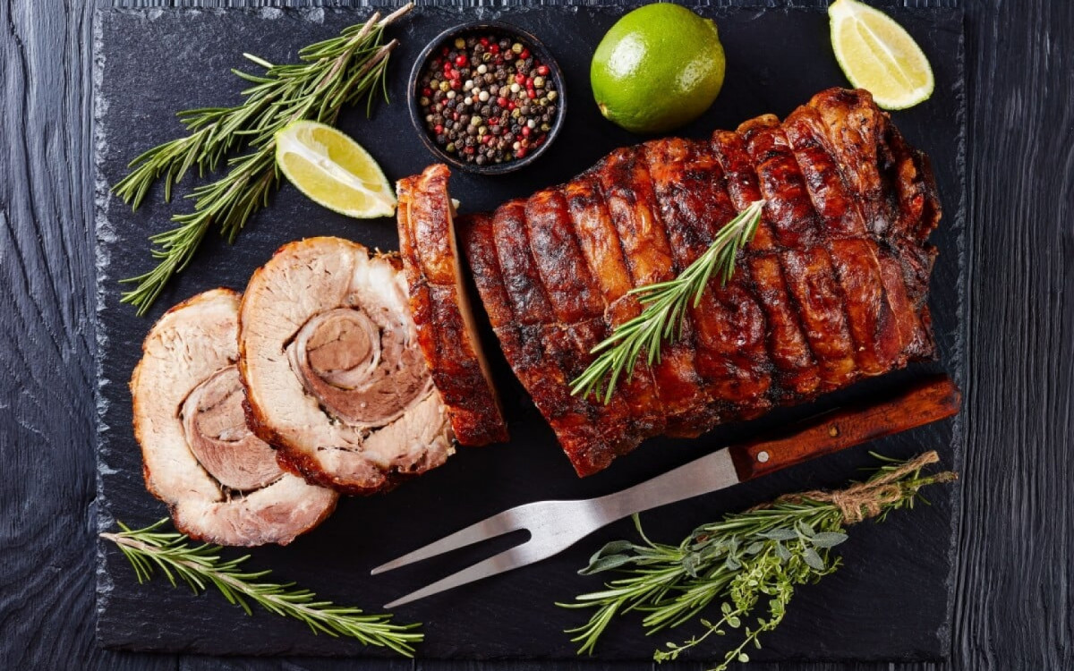 Porchetta (Imagem: from my point of view | Shutterstock)