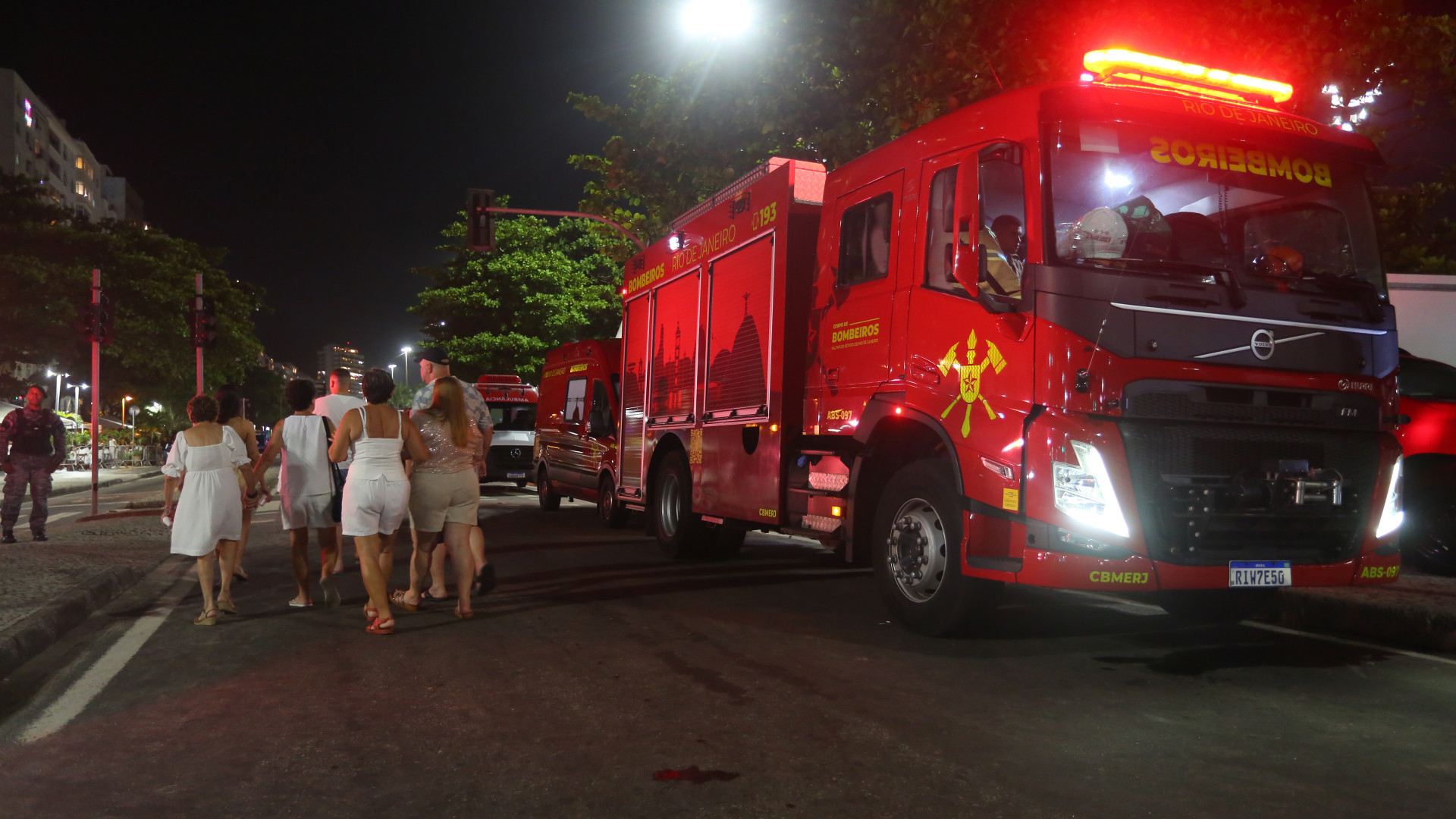 Corpo de Bombeiros garantiu a segurança marítima e terrestre no Réveillon do Rio - Divulgação/Governo do Rio
