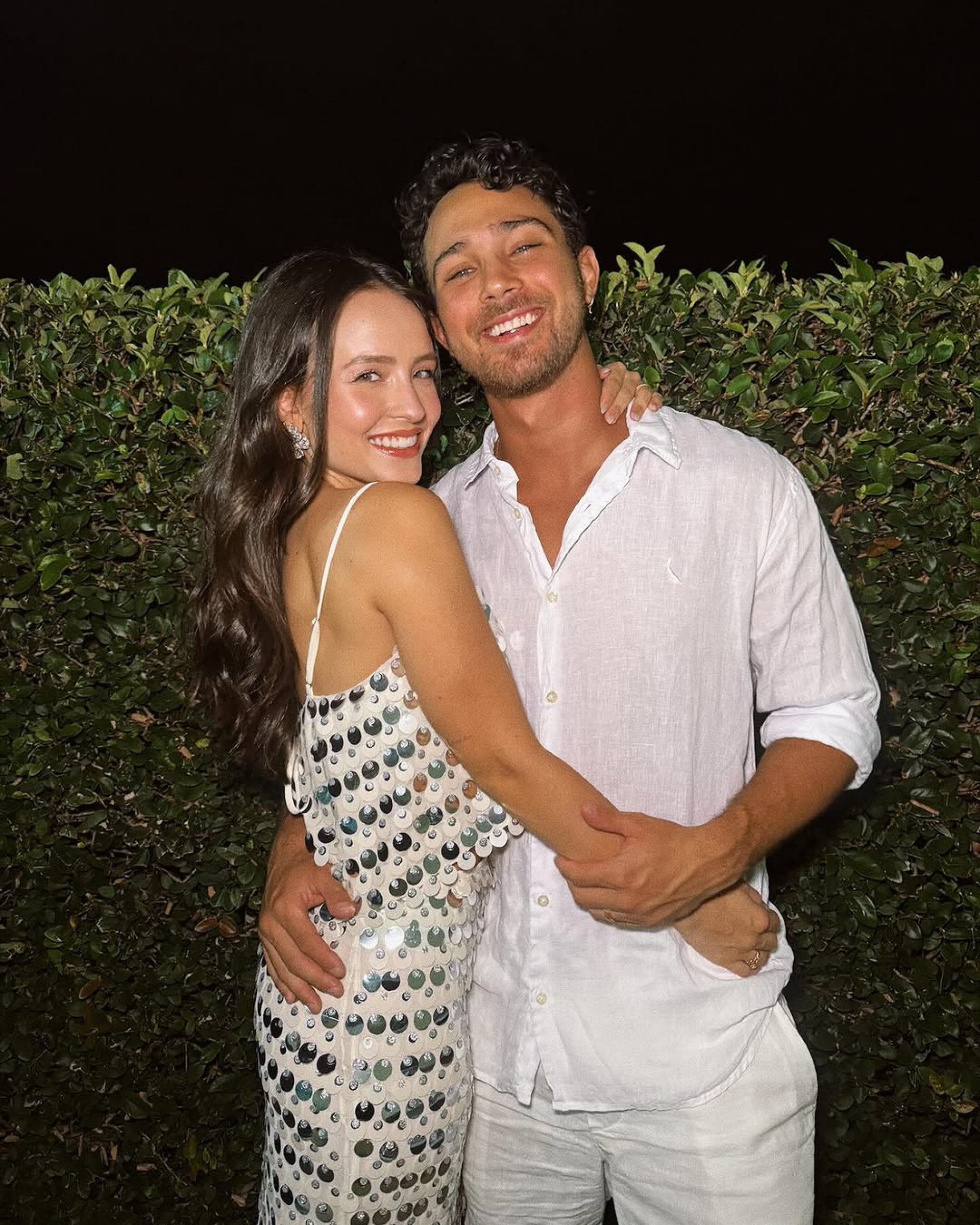 Larissa Manoela e André Luiz Frambach passaram a virada de forma intimista  - Reprodução / Instagram 