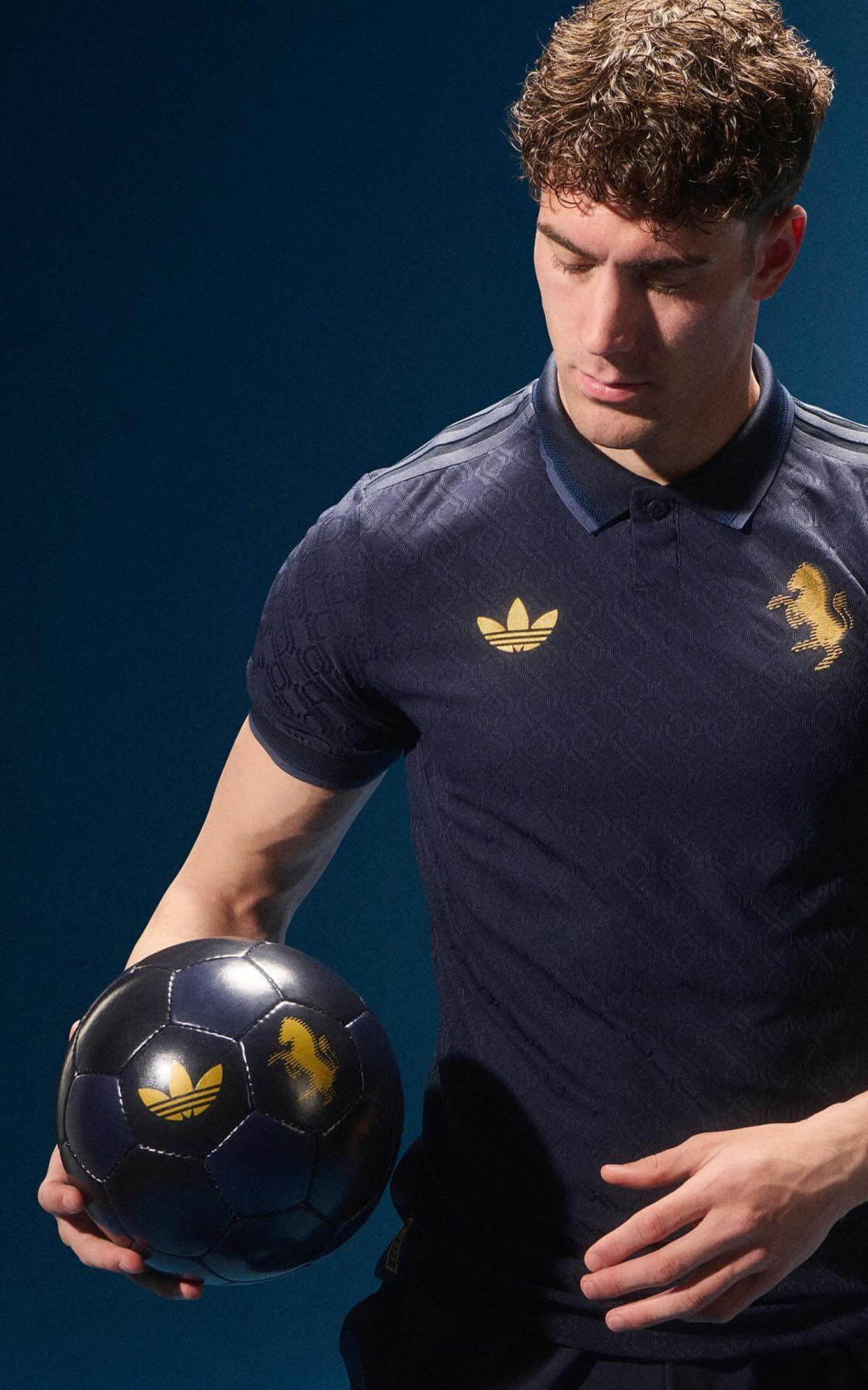 4º lugar - A terceira camisa da Juventus 