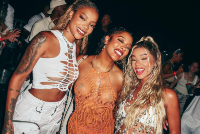 Victoria Monét celebra ano novo no Brasil ao lado de Ludmilla