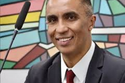 Pastor Luciano Santos é eleito presidente da Câmara de Vereadores em Teresópolis