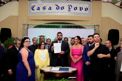 Prefeito, vice e vereadores são empossados em Teresópolis