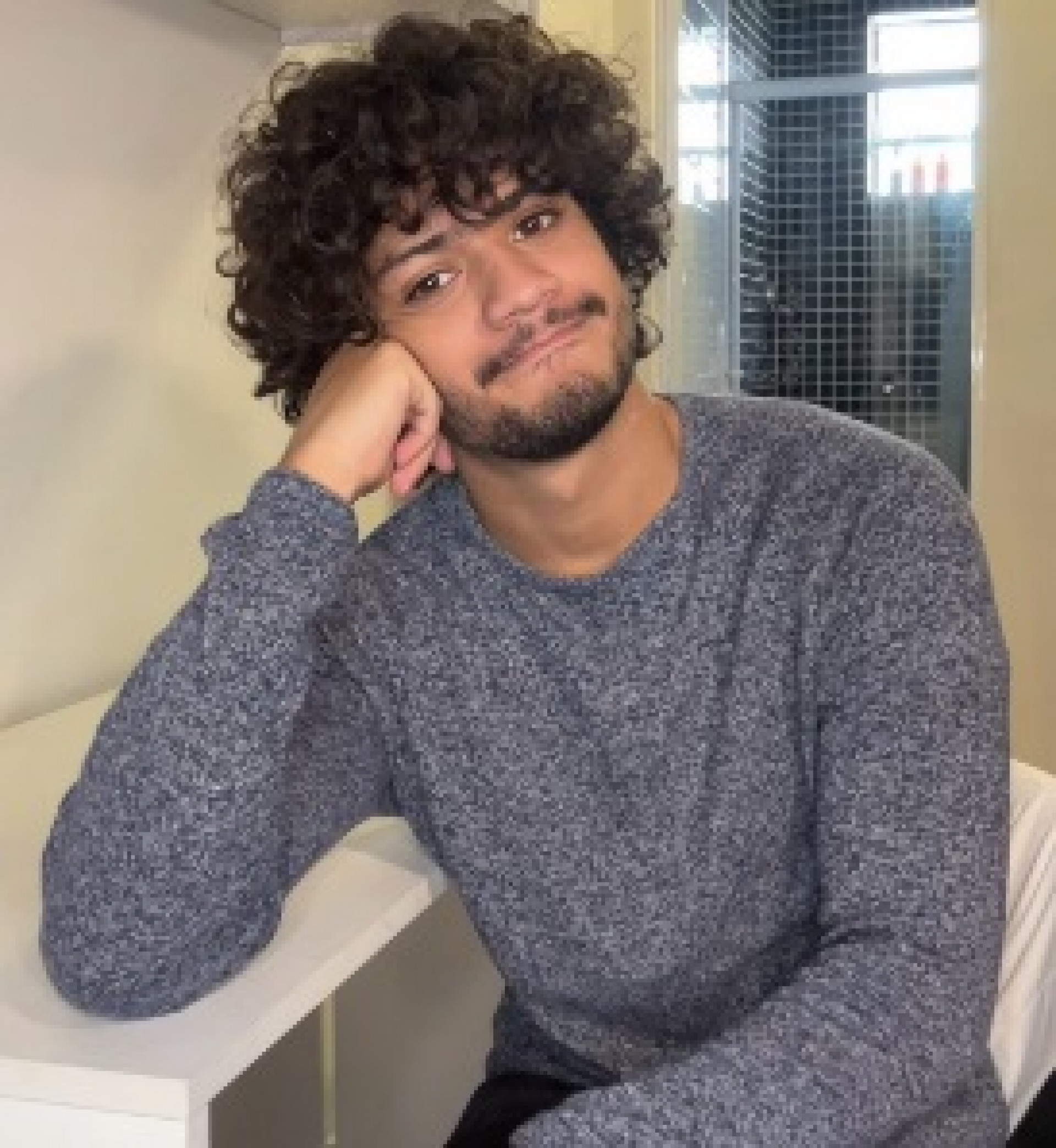 Gabriel Santana foi acordado por policiais em sua residência  - Reprodução/Instagram