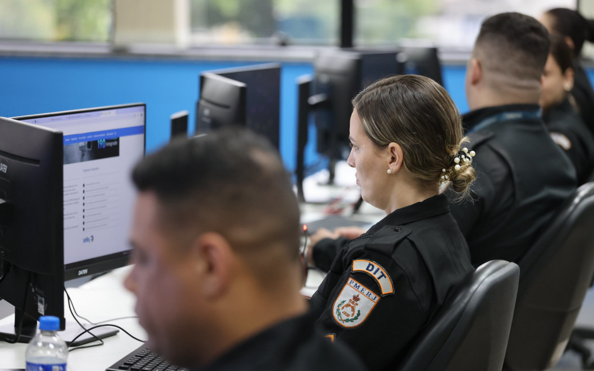 Localização dos veículos é feita com auxílio de câmeras que integram o Programa 190