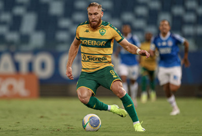 Red Bull Bragantino oficializa a chegada de atacante que foi alvo do Fluminense