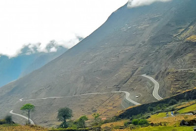 Acidente de ônibus nos Andes peruanos deixa seis mortos e seis desaparecidos