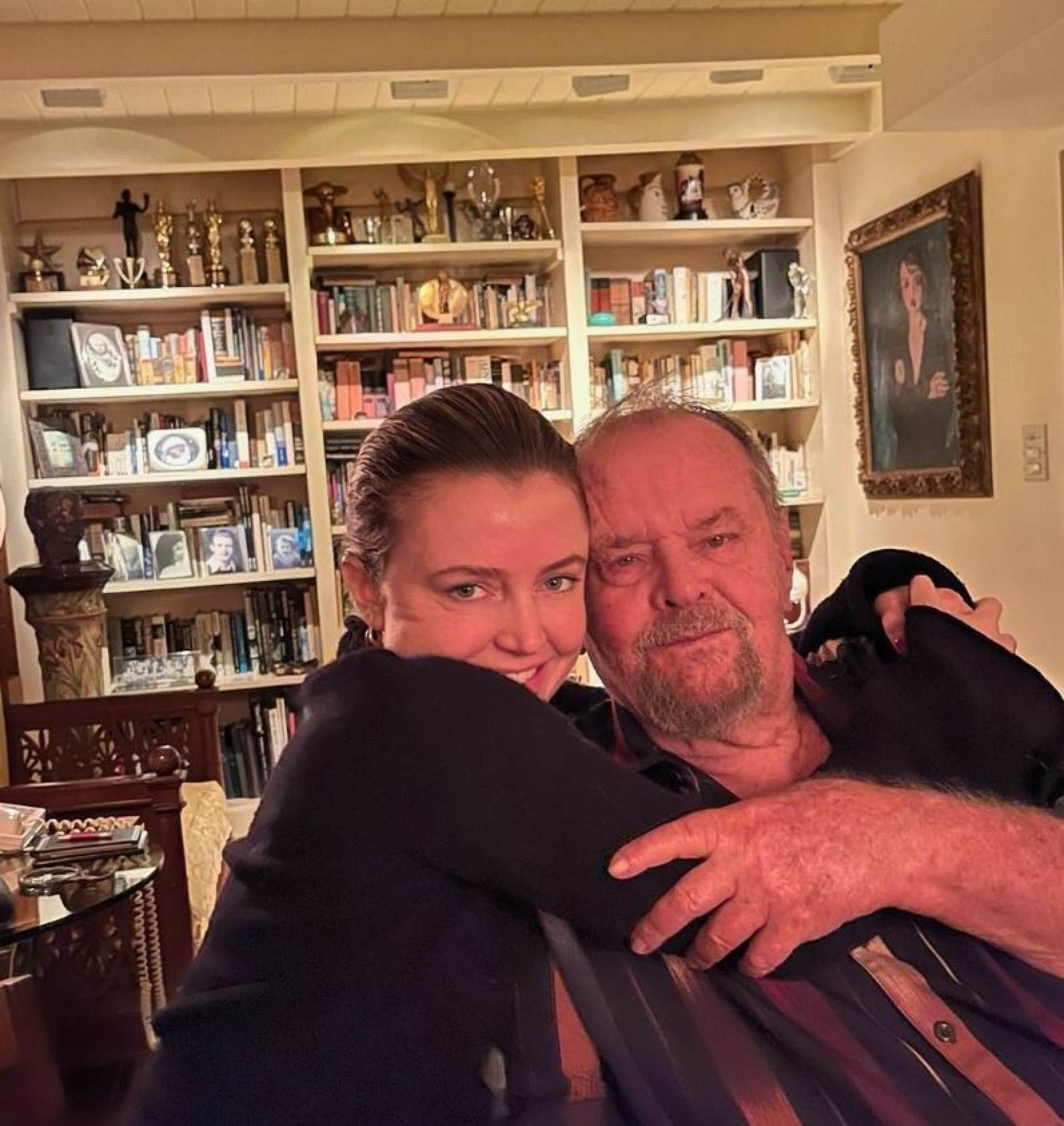 Jack Nicholson abraçado com a filha, Lorraine, de 34 anos - Reprodução / Instagram