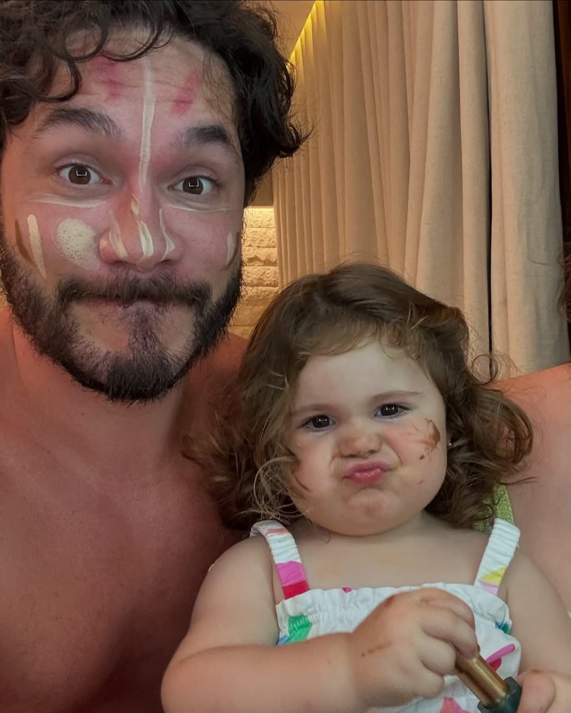 Eliezer e Lua se divertem juntos - Reprodução/Instagram