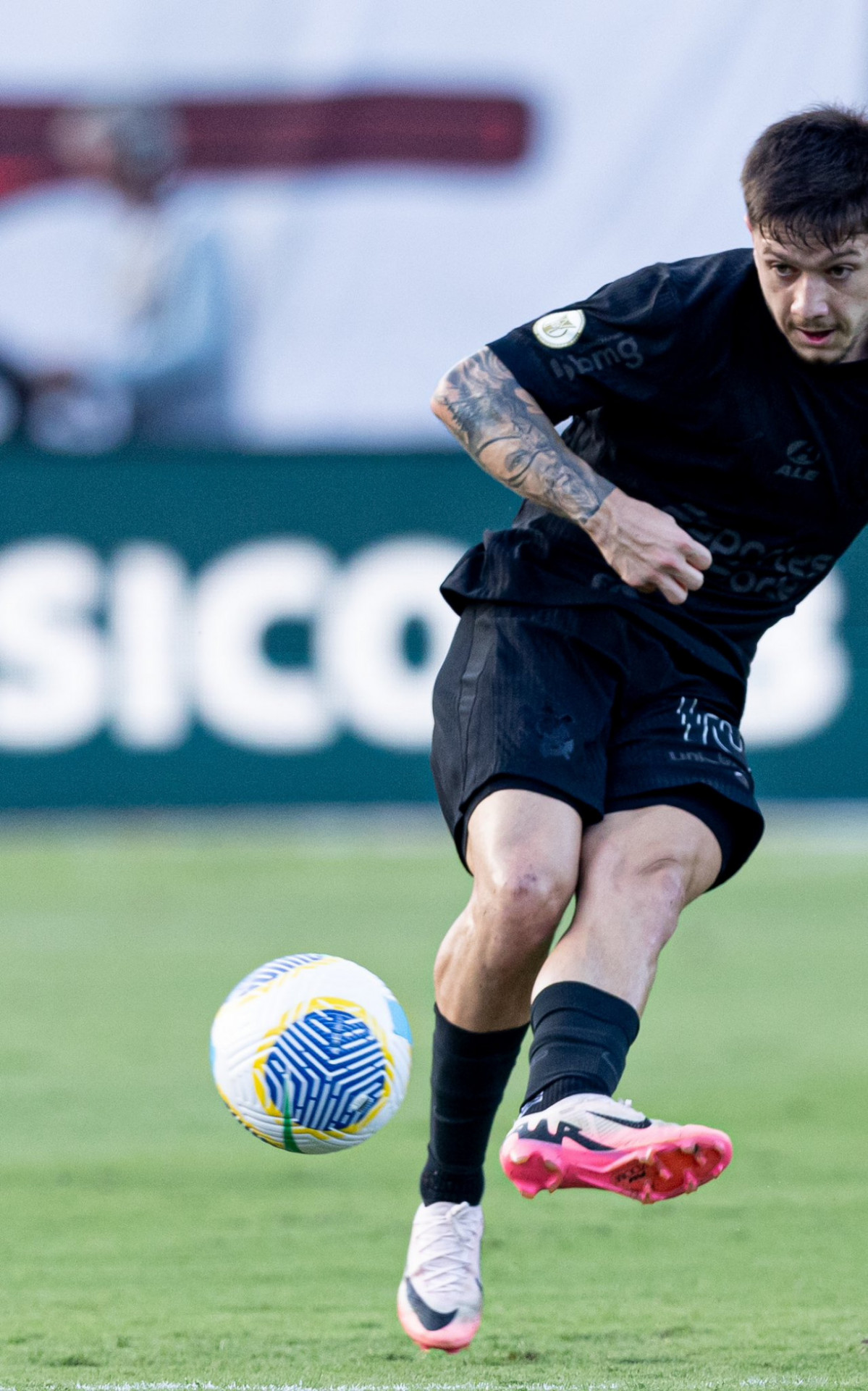 Rodrigo Garro em ação durante jogo do Corinthians - Rodrigo Coca / Corinthians