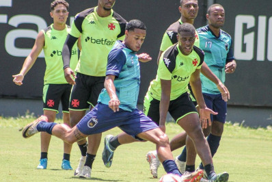 Vasco perde para o Volta Redonda em jogo-treino no CT Moacyr Barbosa