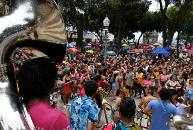 Carnaval: lojistas esperam aumento de 2% nas vendas no Rio