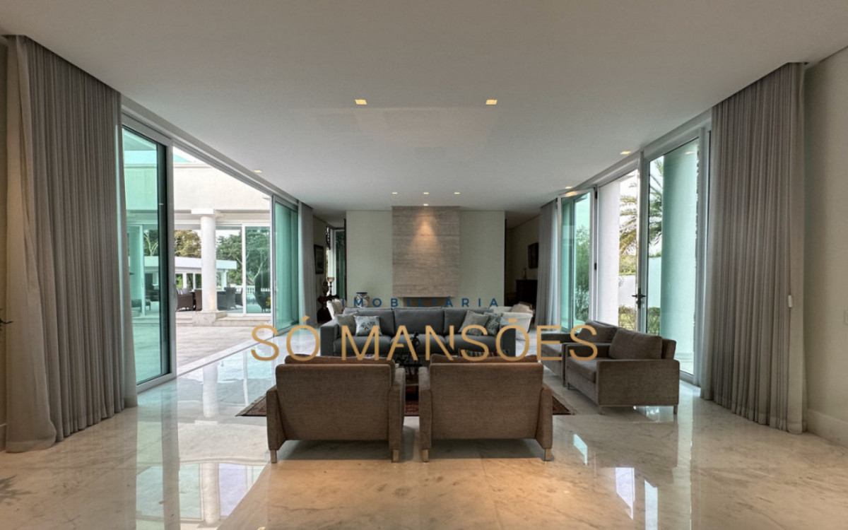 Gabigol alugou mansão avaliada em R$ 25 milhões em Minas Gerais