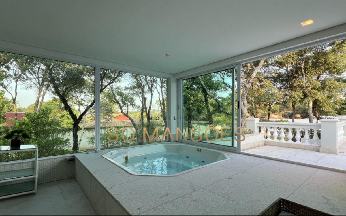 Gabigol alugou mansão avaliada em R$ 25 milhões em Minas Gerais