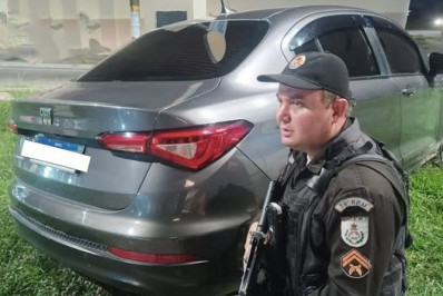 PM prende ladrões de carro da Comunidade da Guacha de Belford Roxo na saída da Dutra
