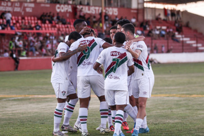 Fluminense atropela o Coimbra e garante vaga na segunda fase da Copinha