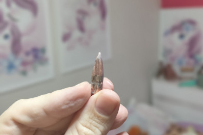 Tiro atinge quarto de criança em meio à guerra no Morro dos Macacos: 'Poderia ter morrido'