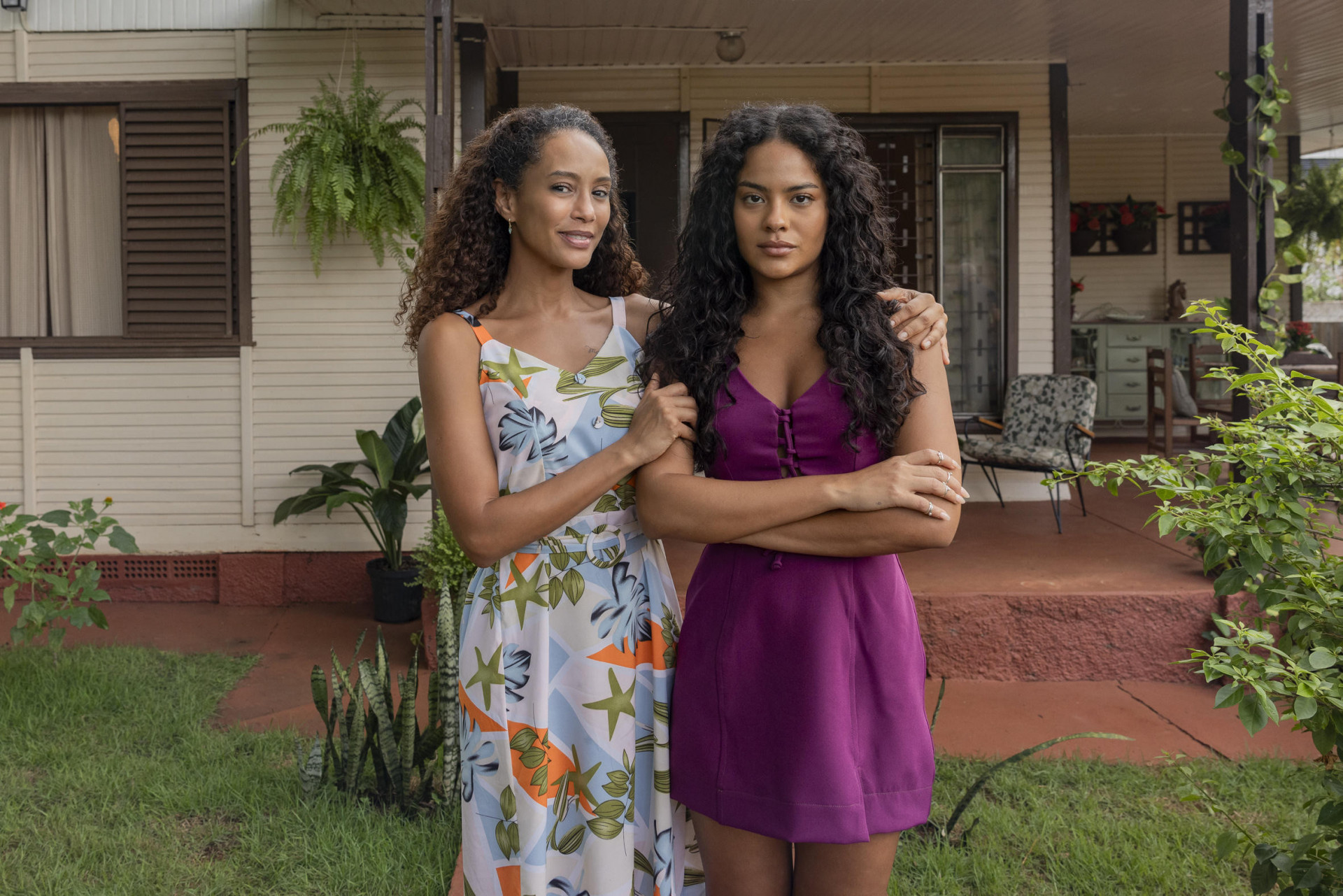 Raquel (Taís Araujo) e Maria de Fátima (Bella Campos) - Fabio Rocha/TVGlobo