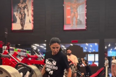 Juju Salimeni levanta mais de 400 kg em treino para o Carnaval