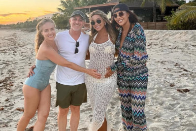 Brunna Gonçalves e Ludmilla recebem carinho de Angélica e Luciano Huck durante viagem