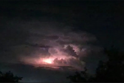 Série de raios chama atenção na Região dos Lagos, mas não chega a ser fenômeno; entenda