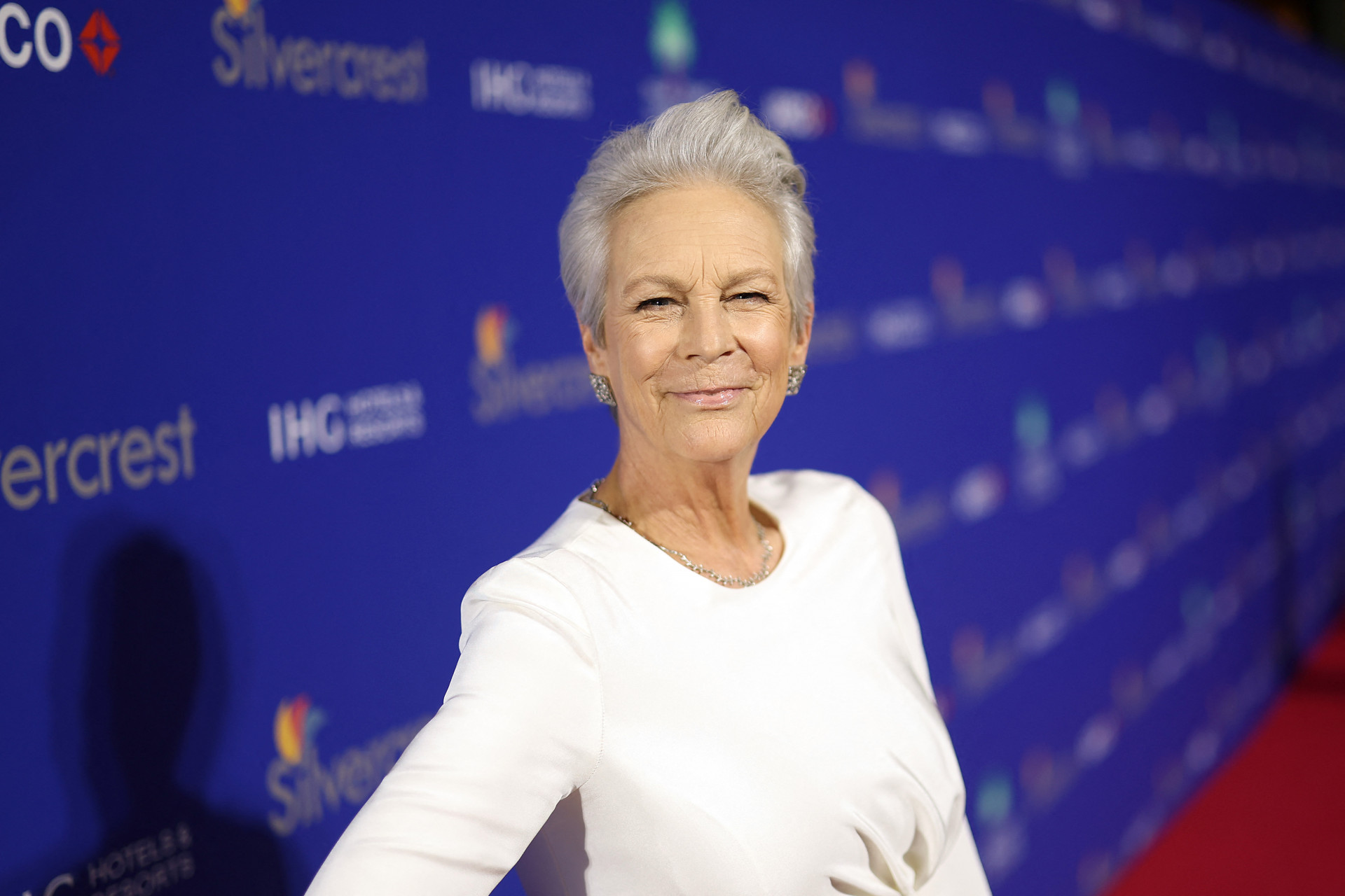 Atriz Jamie Lee Curtis precisou sair de casa por causa dos incêndios que assolam Los Angeles - AFP