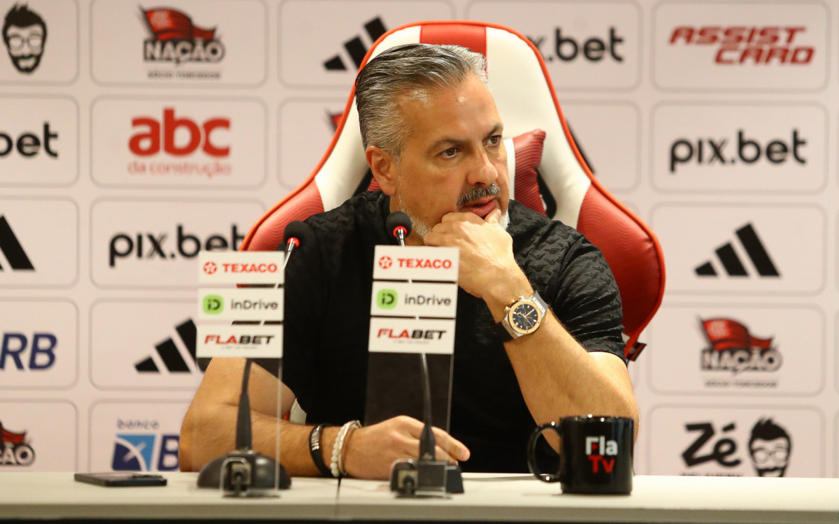 Diretor do Flamengo, Jos&eacute; Boto mandou recado e avisou que ningu&eacute;m importante sai