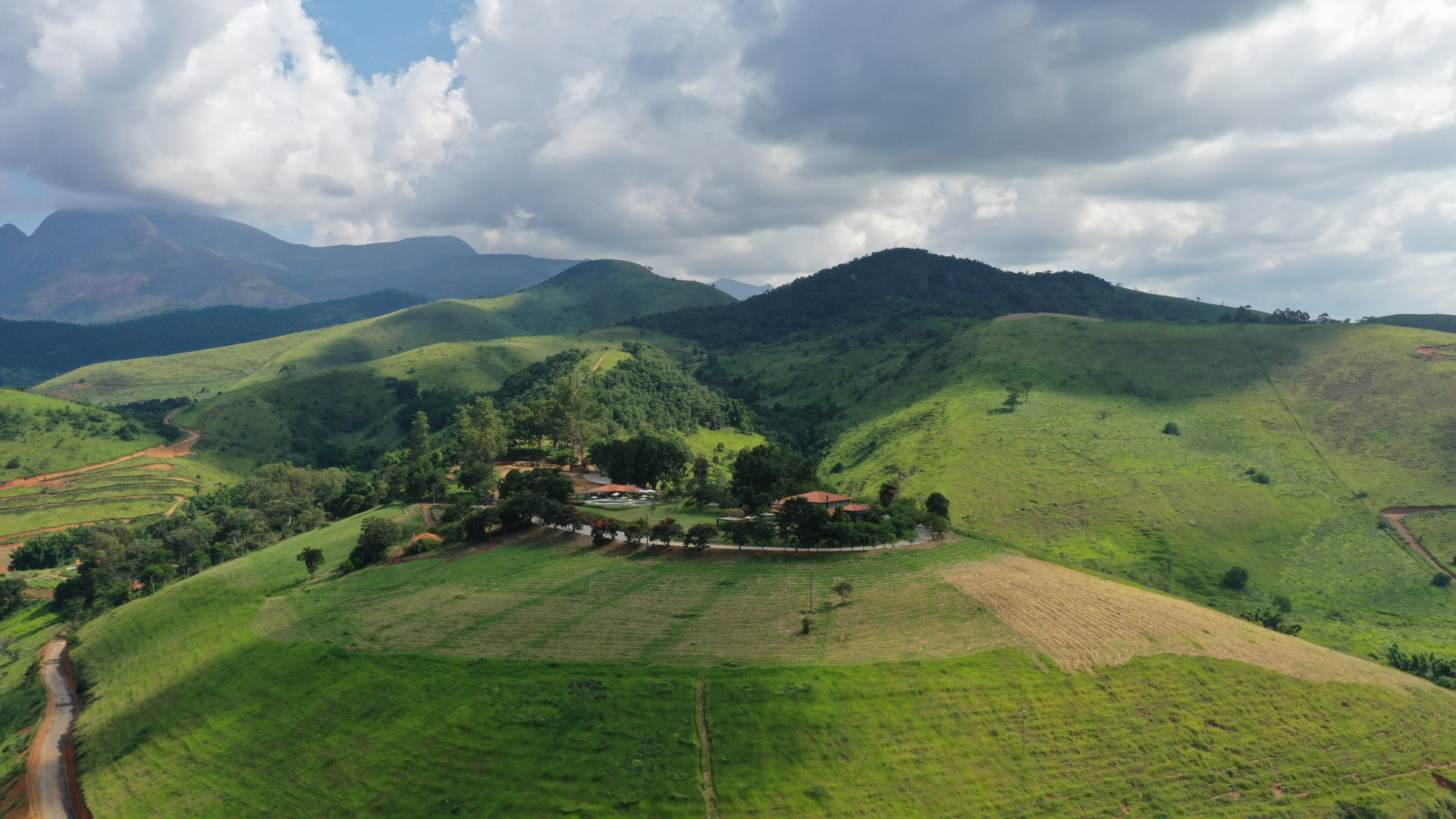 Empreendimento na Regi&atilde;o Serrana ter&aacute; praia artificial, s&iacute;tios, hotel fazenda, pousadas, vin&iacute;cola e olival - Divulga&ccedil;&atilde;o