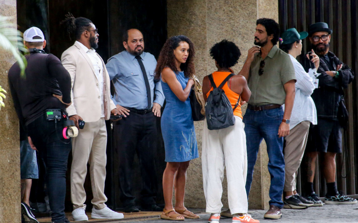 Taís Araujo e Renato Góes gravam \'Vale Tudo\' no Rio