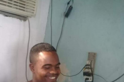 Barbeiro baleado em operação da PM na Baixada tem melhora, mas segue no CTI