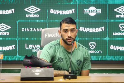 Freytes se coloca para atuar em duas posições no Fluminense: 'À disposição'