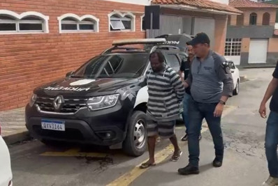 Acusado de matar a ex-mulher com tiro na cabeça na frente de sete crianças em Magé é preso 