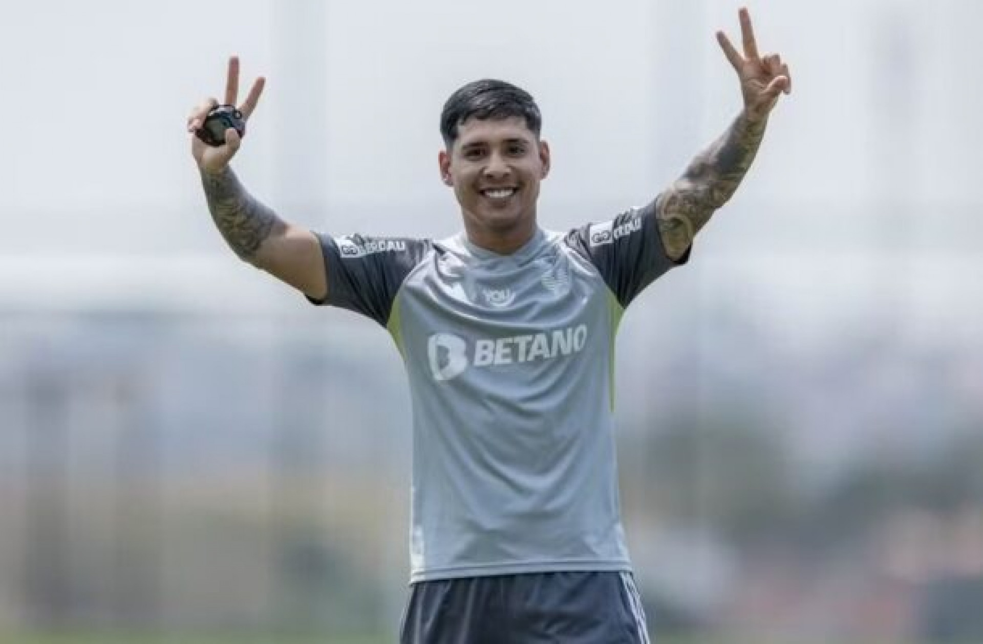 Próximo de deixar o Atlético, Zaracho não se reapresenta