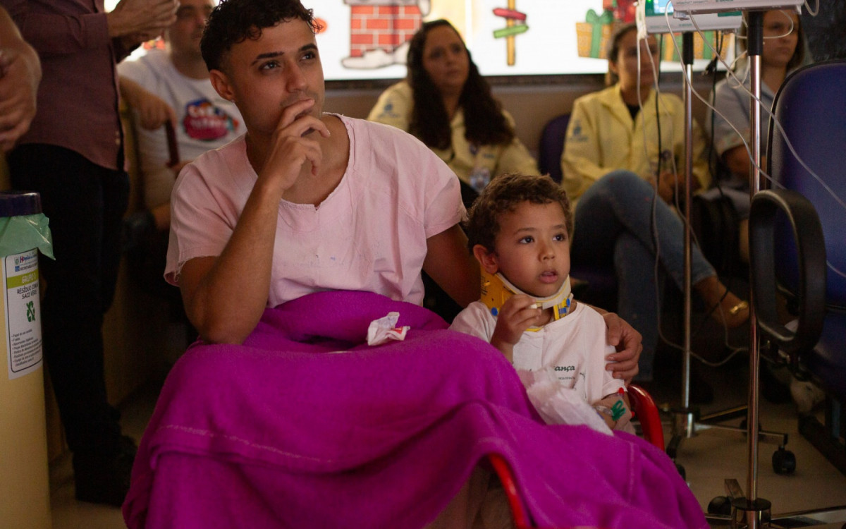 Pacientes t&ecirc;m um momento de lazer e respiro durante as sess&otilde;es de cinema