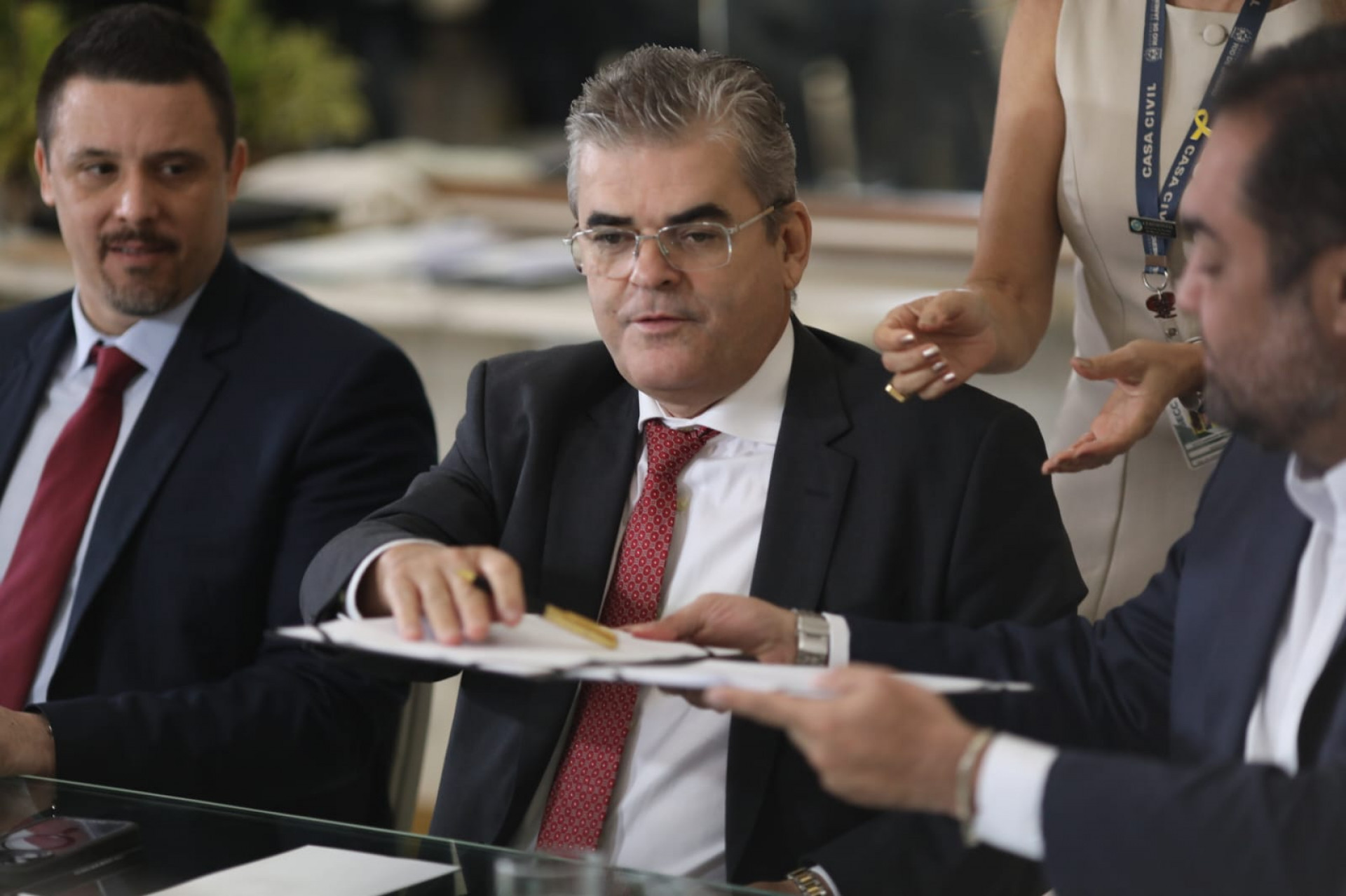 Assinatura do contrato para novo consórcio das barcas aconteceu no Palácio Guanabara - Pedro Teixeira/ Agência O Dia