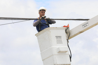 Prefeito Quaquá já inicia revitalização da iluminação pública do município