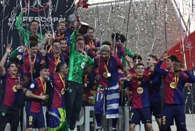 Barcelona massacra o Real Madrid e é campeão da Supercopa da Espanha