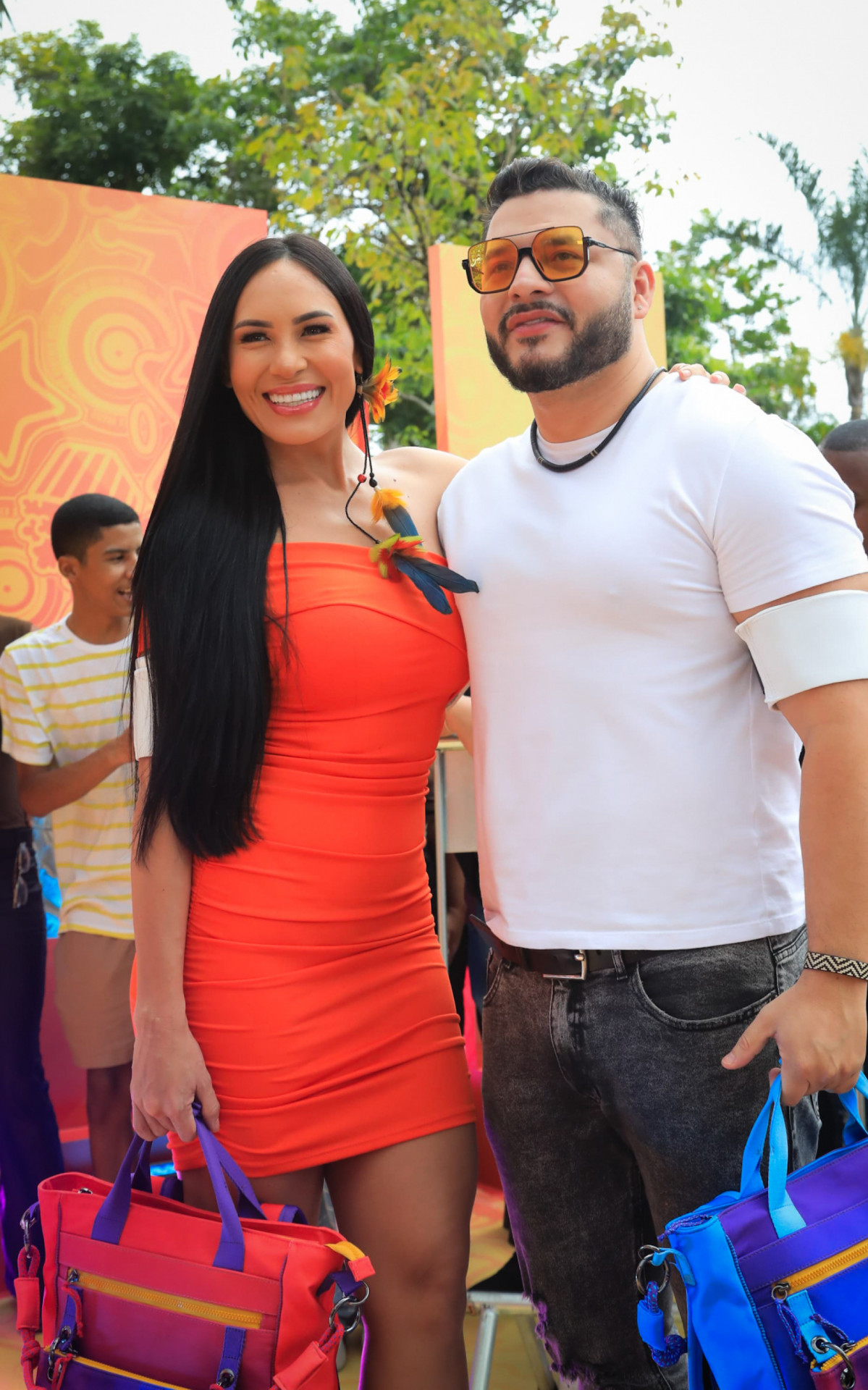  Dupla Arleane e Marcelo deixa o hotel em direção à casa do BBB 25 - Victor Chapetta/ Agnews