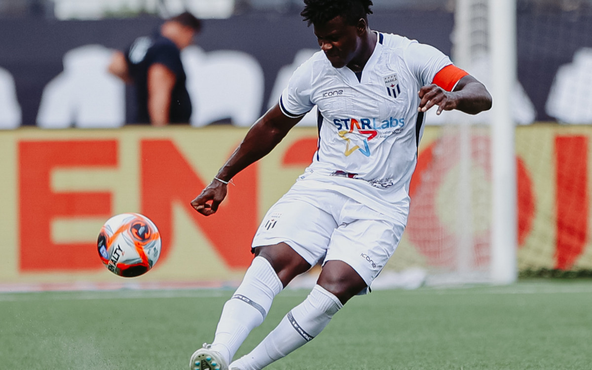 Destaque da vitória, o Capitão Sandro do Maricá FC