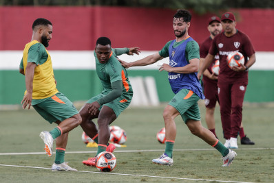 Equipe saudita avalia a contratação de volante do Fluminense