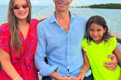 César Tralli mostra passeio com a filha e a enteada: 'Melhores companhias'