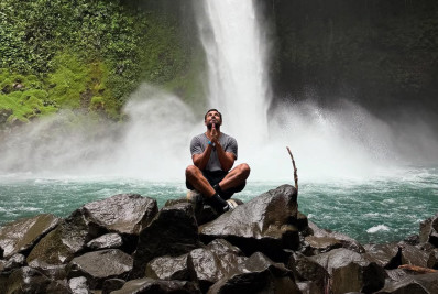 Pedro Andrade, namorado de Sandy, abre álbum de fotos de viagem à Costa Rica