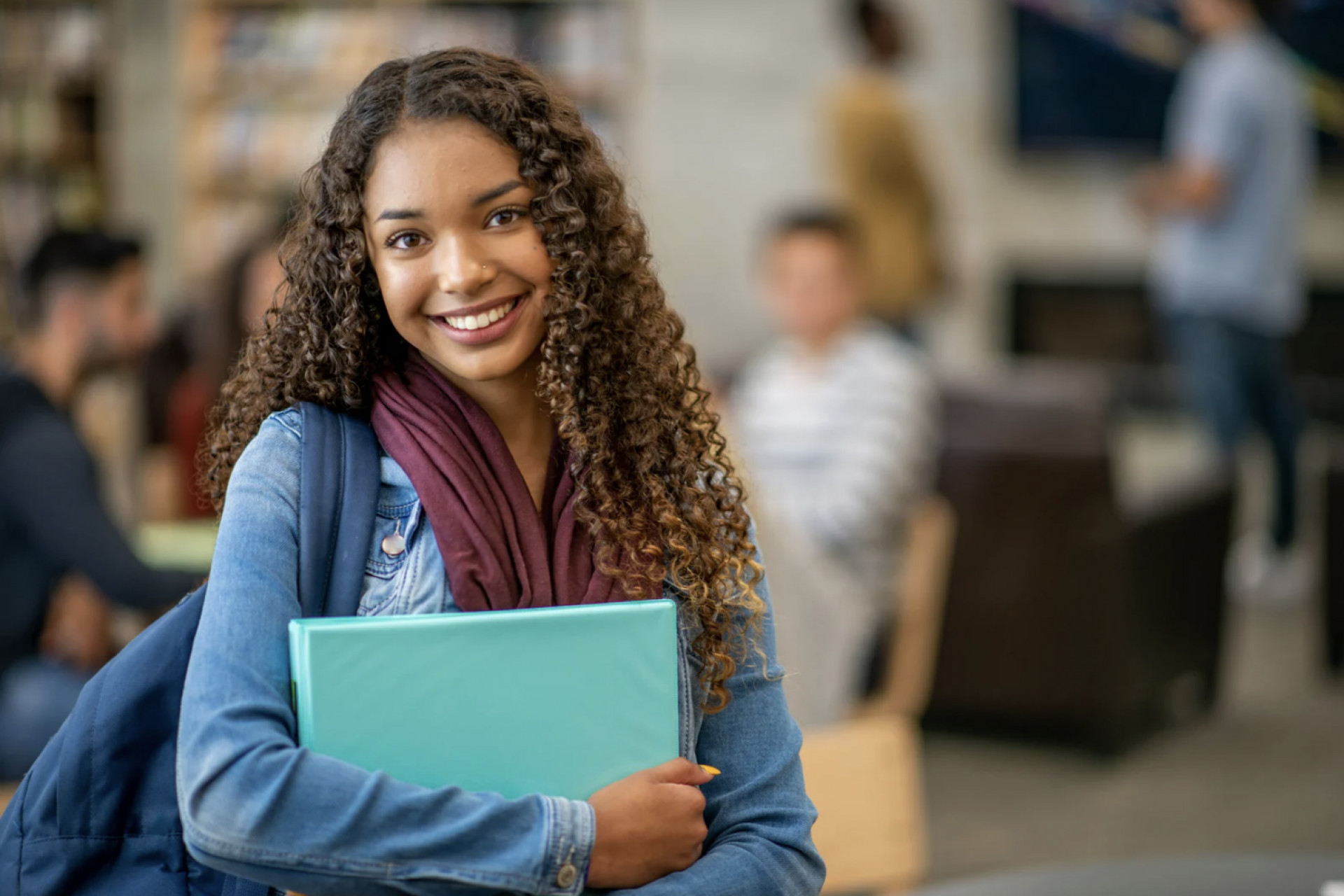 Renovação de bolsas universitárias acontece de 14 e 21 de janeiro em Araruama