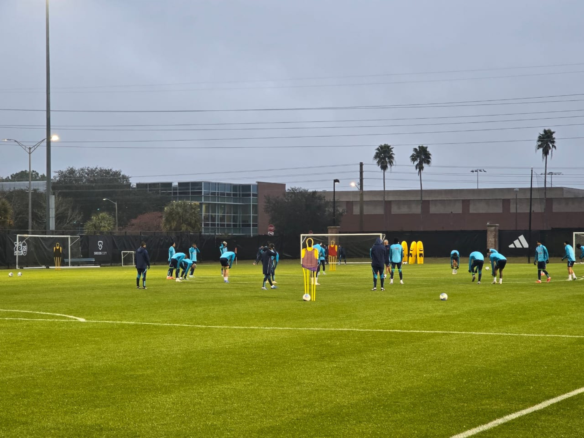 Treino do Flamengo nos Estados Unidos - Gustavo Henrique Dando Choque