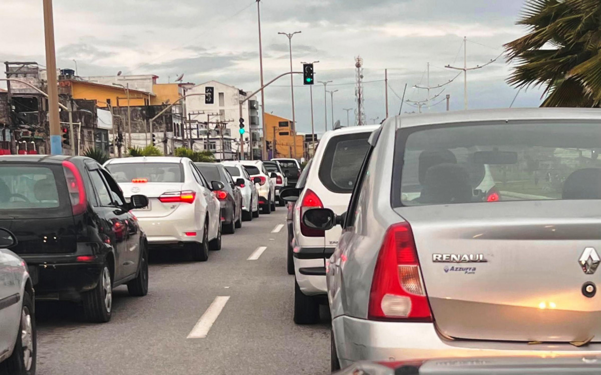 Reunião entre a Secretaria de Segurança Pública e motoristas de transporte por aplicativo discute melhorias no trânsito de Rio das Ostras