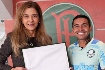 Dudu apresenta queixa-crime contra a presidente do Palmeiras, Leila Pereira