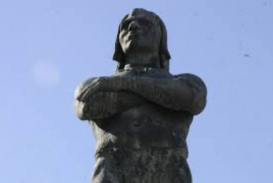 Niterói sanciona lei que obriga apresentação de certidão negativa para profissionais que atendem crianças