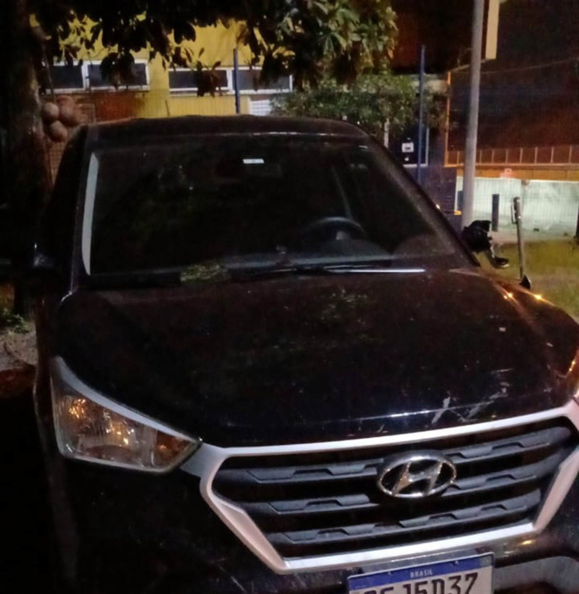 Carro modelo Creta foi recuperado por agentes da PRF, na noite desta segunda-feira (13) - Divulgação / PRF