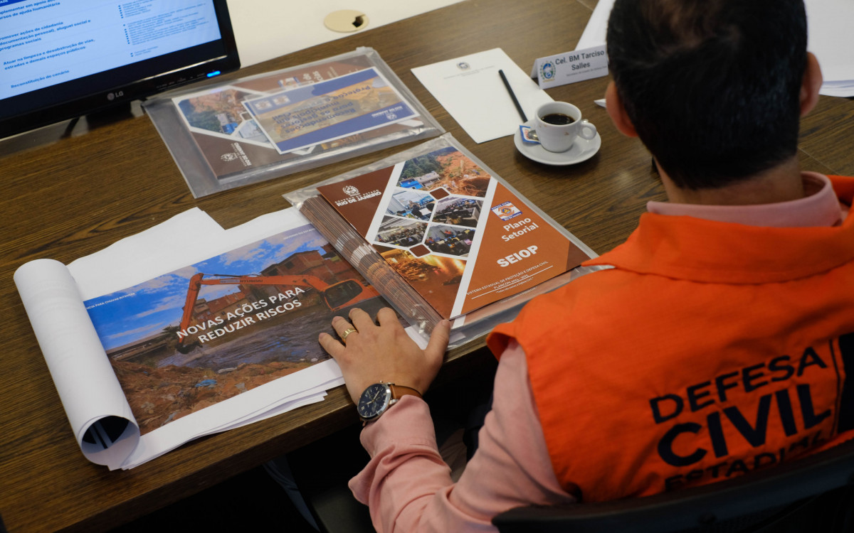 Governo do estado faz apresentação do plano de contingência para chuvas 2025, nesta quarta-feira (15).