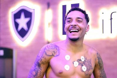 Botafogo endurece com equipe de Artur Jorge e não quer liberar Gregore